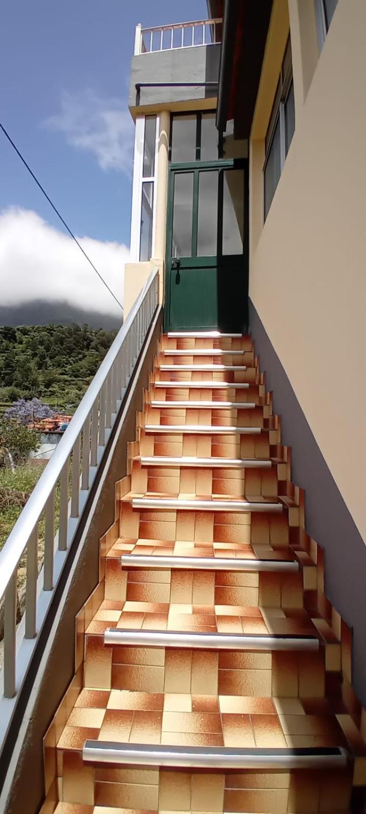 Vitorio'S Guesthouse Sao Vicente  Exterior photo