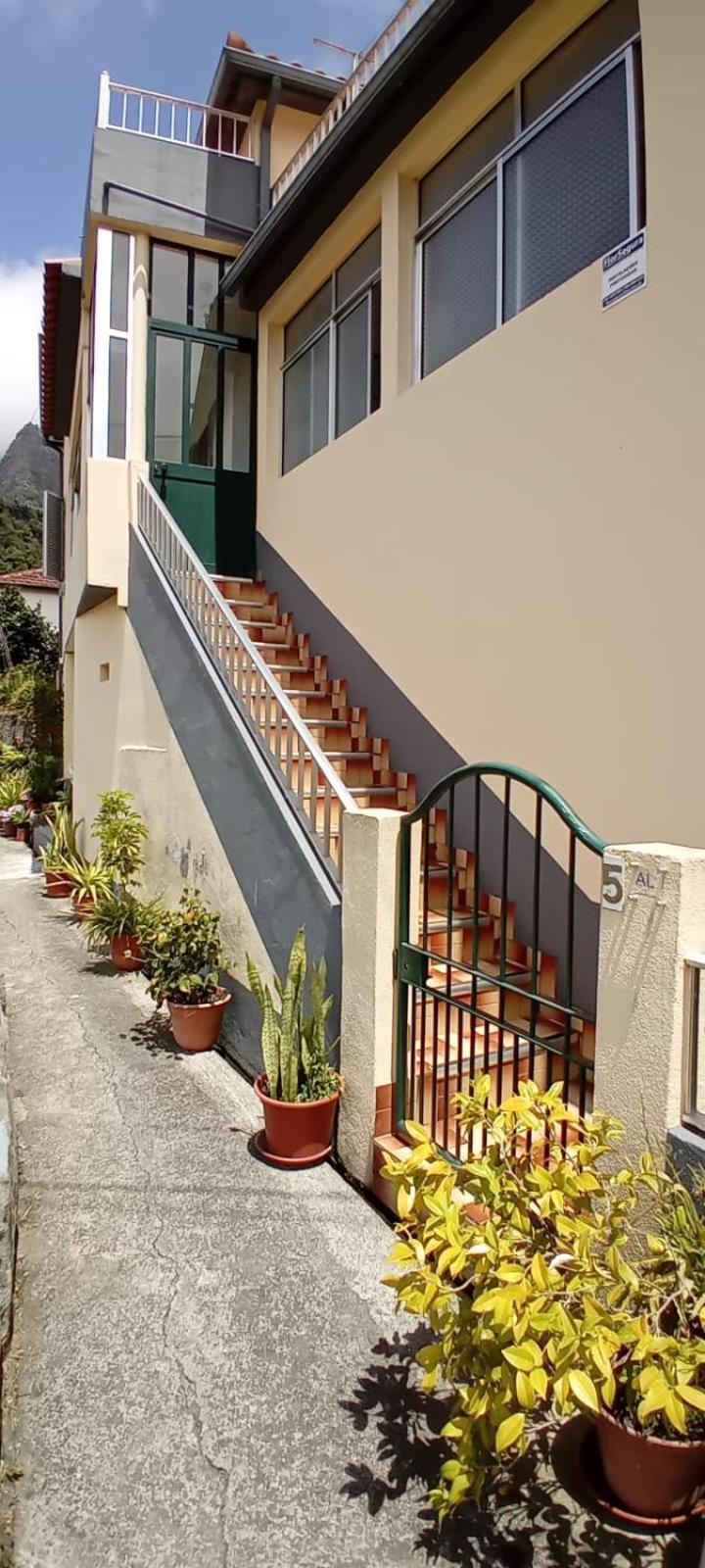 Vitorio'S Guesthouse Sao Vicente  Exterior photo